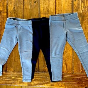 3 pairs of size 4 Primary leggings in gray and black